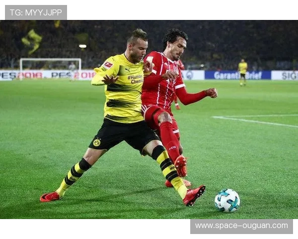 暴风雪中的德甲：球场除冰、交通管制与赛事应急机制