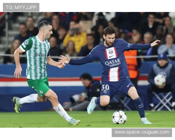 巴黎FC时隔46年重返法甲，老牌球队如何重塑首都足球文化和社区凝聚力？